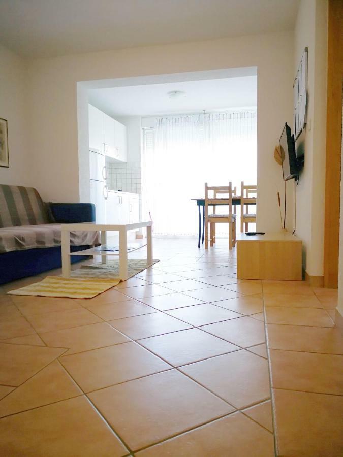 Family Friendly Apartments Island Rab Kampor Ngoại thất bức ảnh
