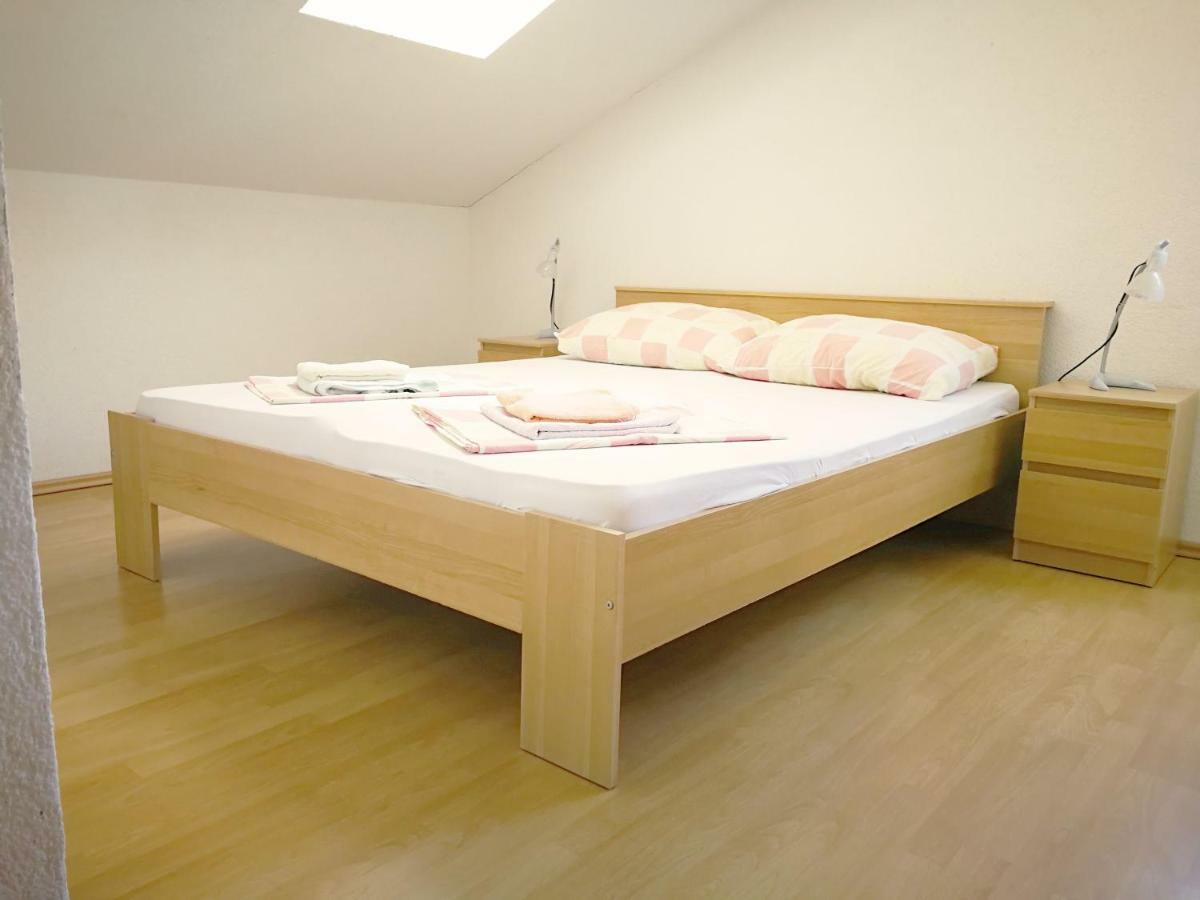 Family Friendly Apartments Island Rab Kampor Ngoại thất bức ảnh